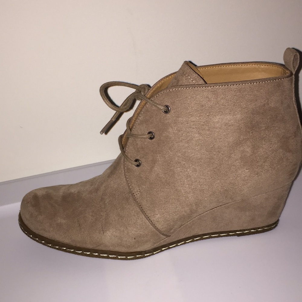 BRAND NEW wedges! Like toms wedges!